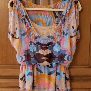 Colorful bead detail top